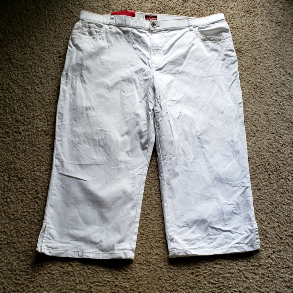 Merona capri